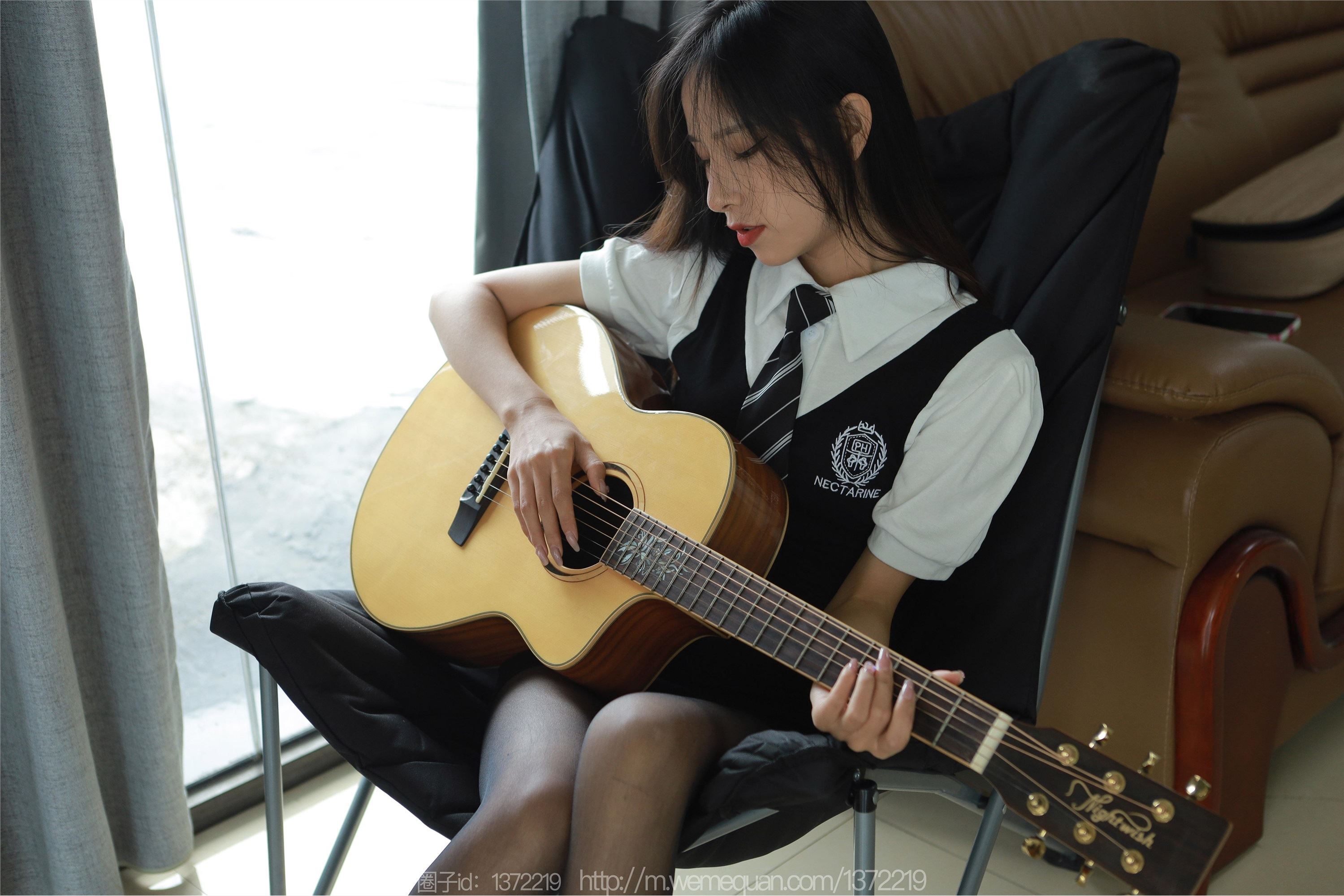 IESS异思趣向  2023.07.09 丝享家 1475 美子《弹弹吉他》